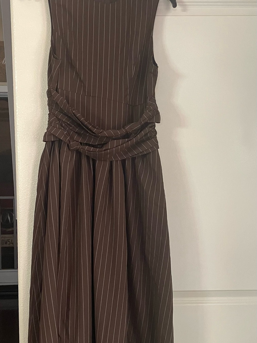 Sleeveless Brown  Pinstripe Runched Maxi Dress - Picture 4 of 9